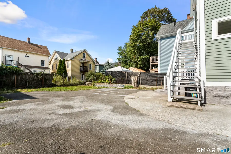 1065 Kossuth Street, Bridgeport, CT 06608 - #3