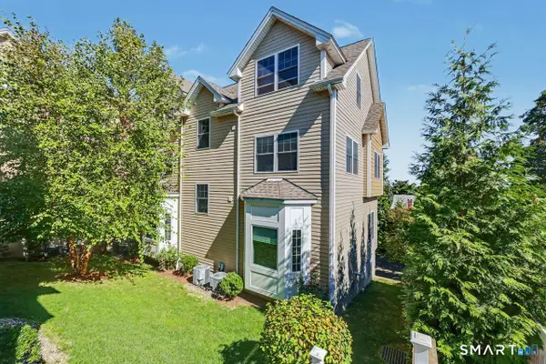 108 Seaside Avenue #16, Stamford, CT 06902