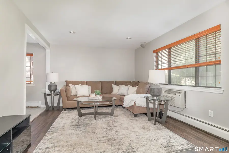153 Foxwood Close #153, Milford, CT 06461 - #3