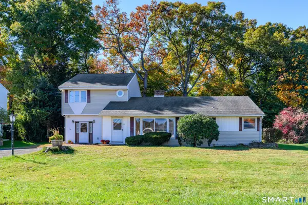 7 Apple Blossom Lane, Danbury, CT 06811