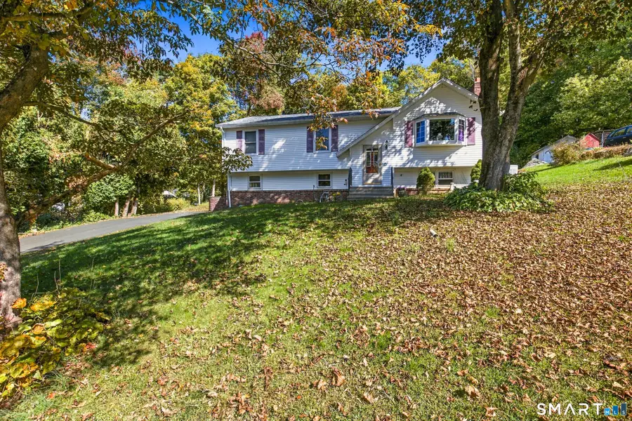 3 Patricia Terrace, Beacon Falls, CT 06403 - #2