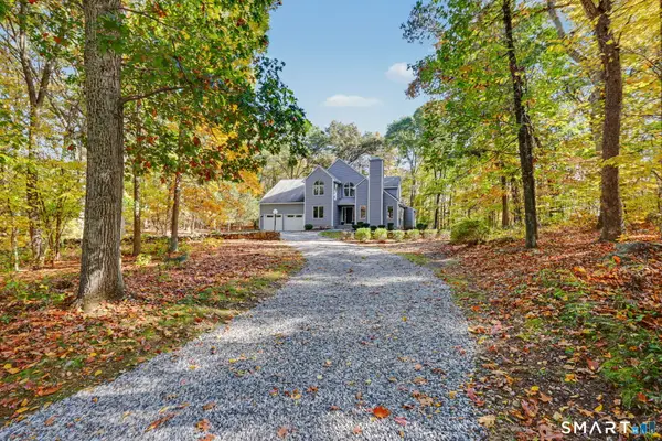 40 April Drive, Easton, CT 06612