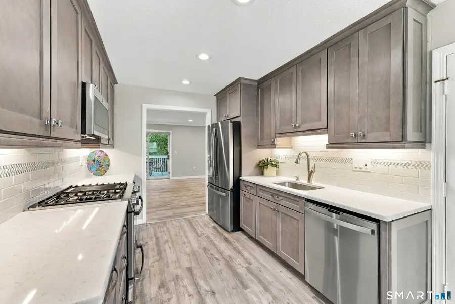 221 The Meadows #221, Enfield, CT 06082 - #3