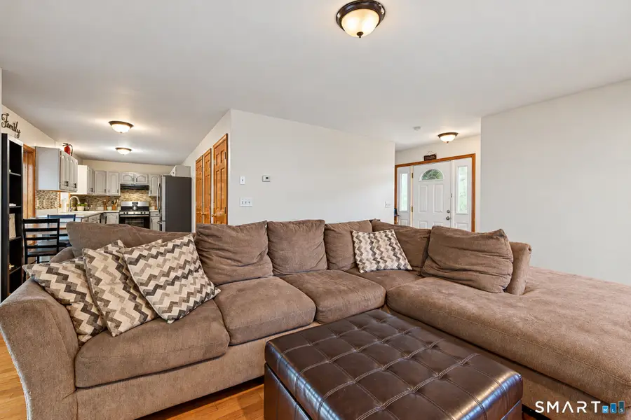 22 Running Brook Road, Waterbury, CT 06704 - #2