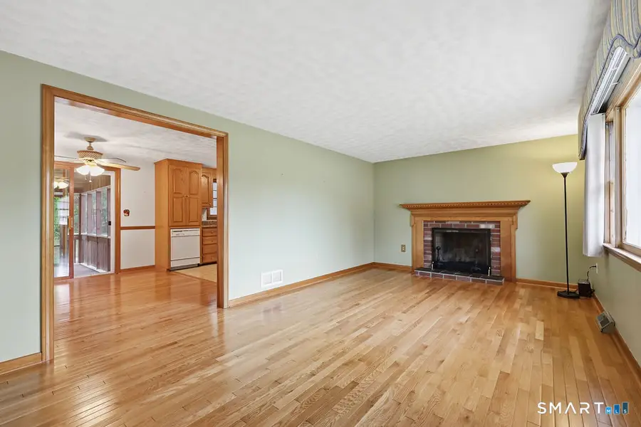 11 Monroe Road, Enfield, CT 06082 - #3
