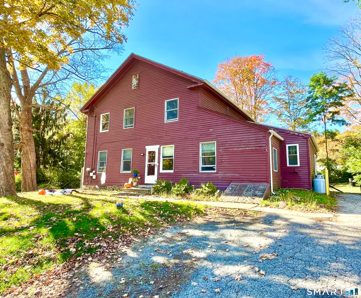 1 Pole Bridge Road, Newtown, CT 06482 - #1