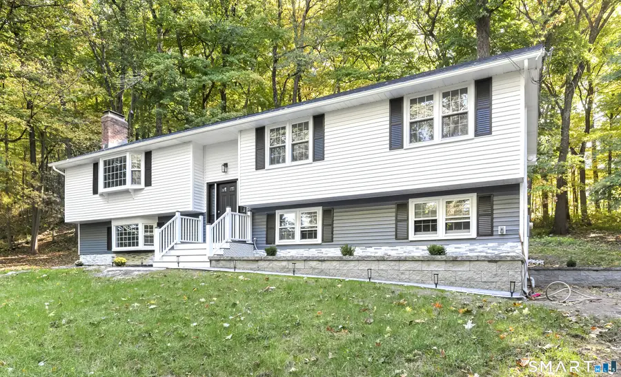 555 Simsbury Road, Bloomfield, CT 06002 - #2