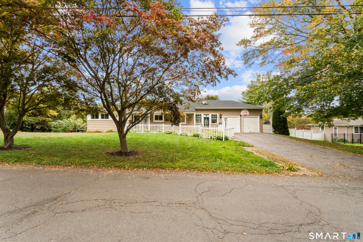 5 Arden Road, Trumbull, CT 06611 - #1