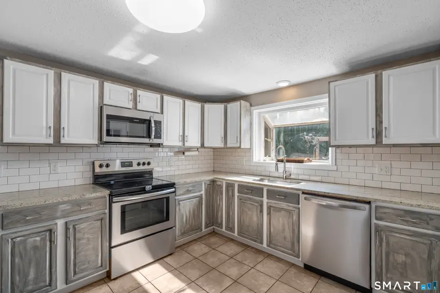 54 Oakland Avenue, New Britain, CT 06053 - #3