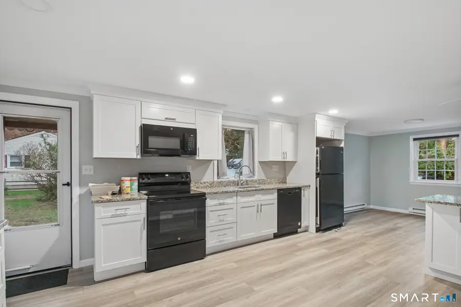50 Temple Street, North Haven, CT 06473 - #3