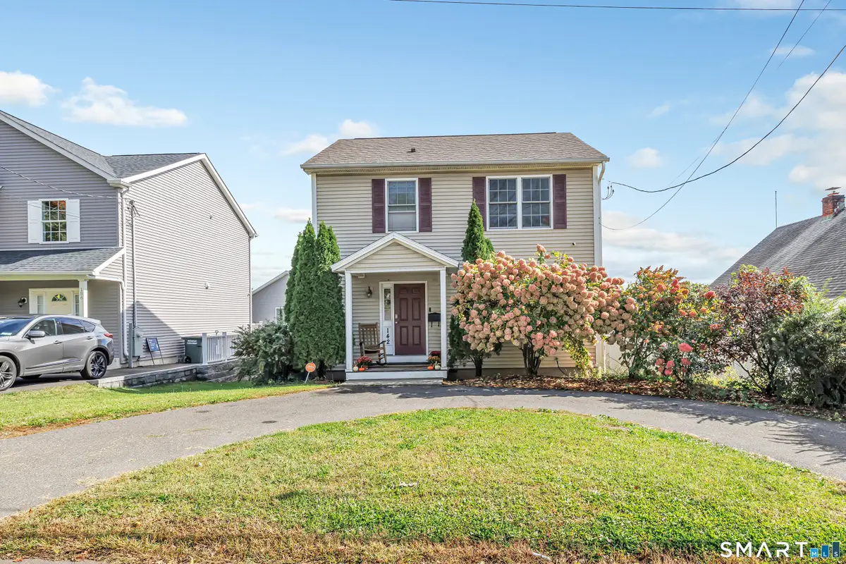 142 Dayton Road, Bridgeport, CT 06606 - #1