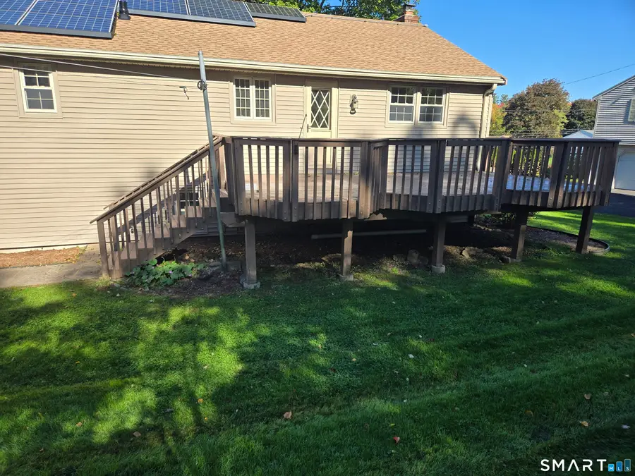 21 Downing Circle, Bloomfield, CT 06002 - #2