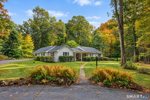 6 Raymond Road, Avon, CT 06001