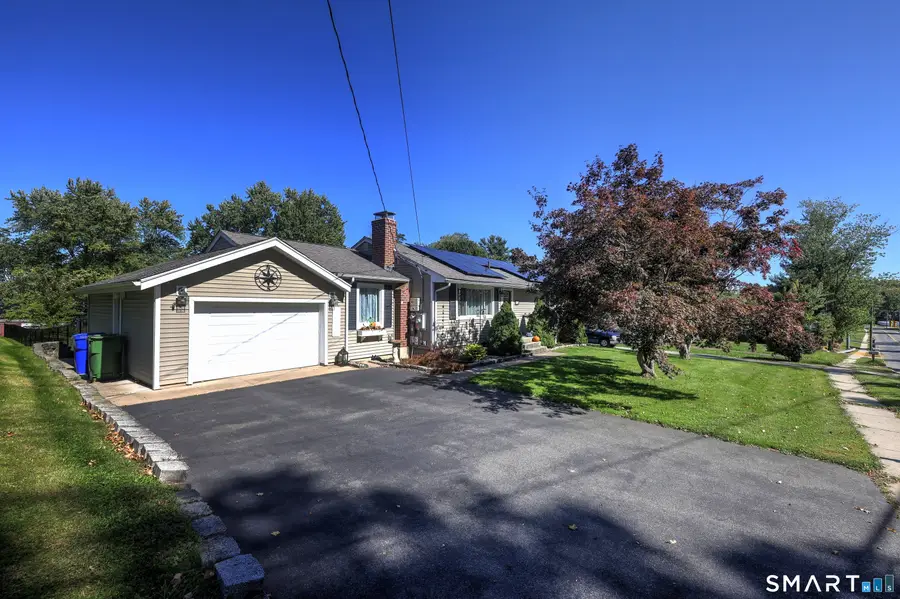 526 Westfield Street, Middletown, CT 06457 - #2