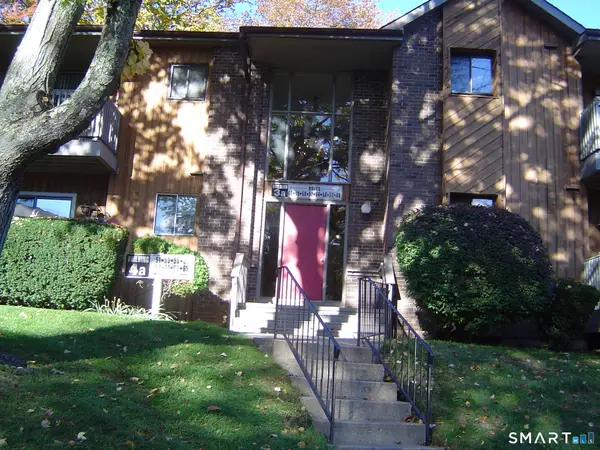 52 Riverview Drive #52, Bridgeport, CT 06606