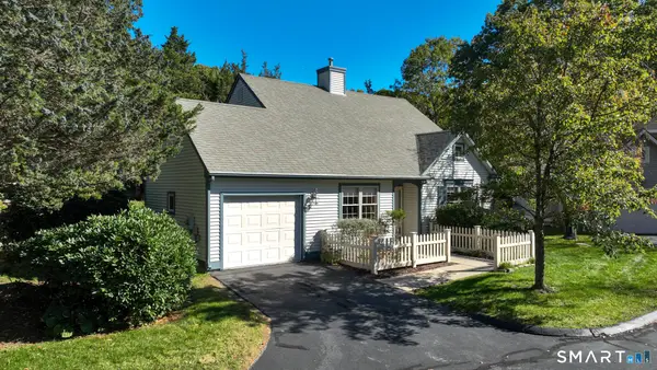 2 Meetinghouse Lane, East Lyme, CT 06357