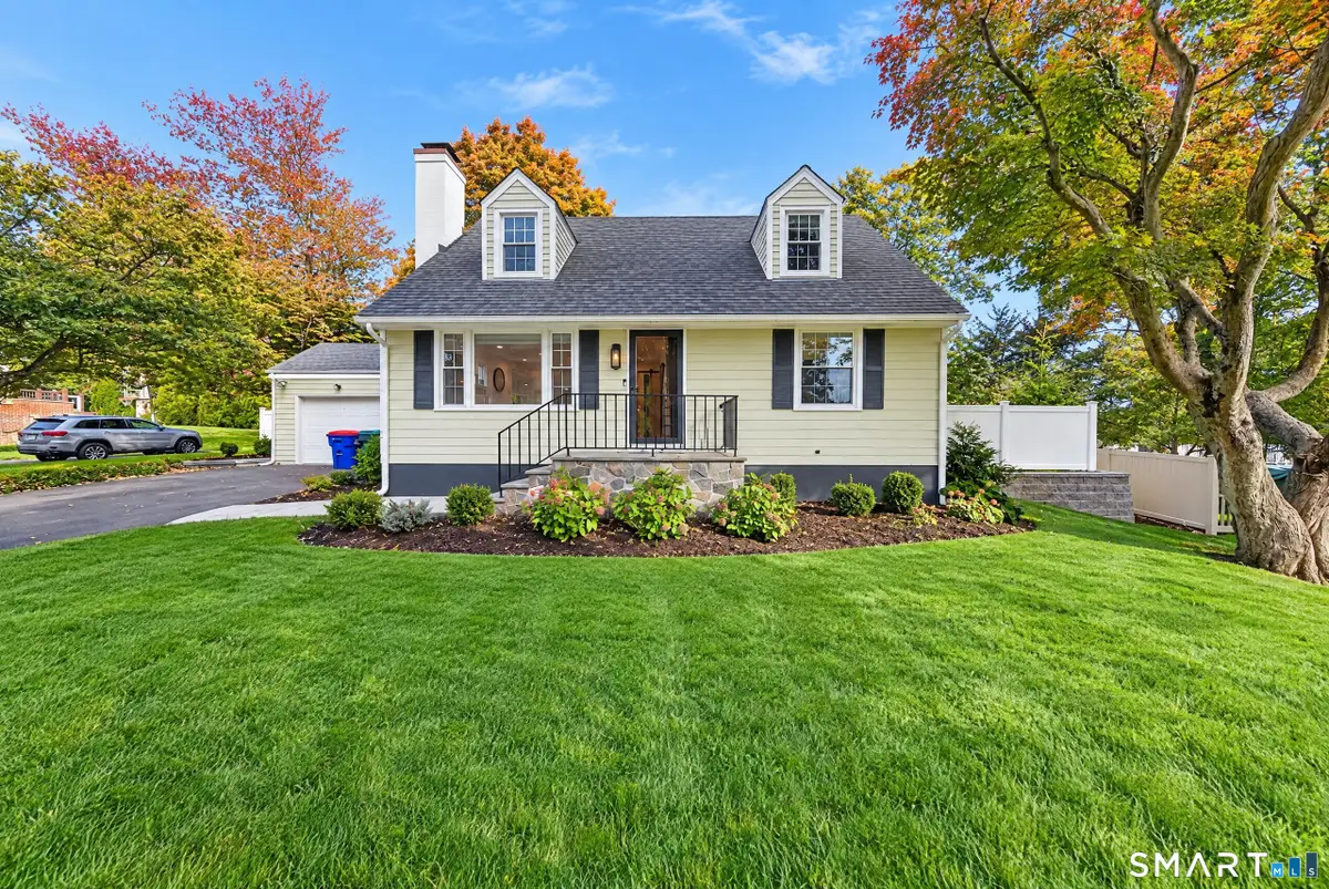 18 Maple Street, Trumbull, CT 06611 - #1