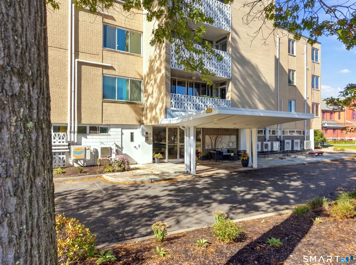 5 Bishop Road #304, West Hartford, CT 06119 - #1