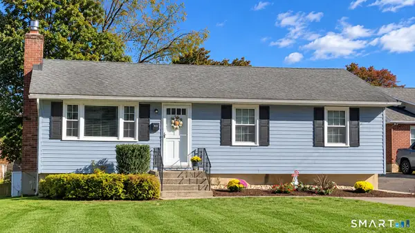 34 Meriden Avenue, Meriden, CT 06451