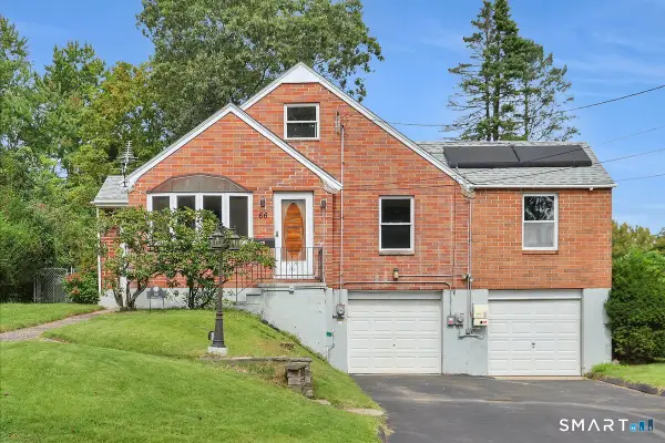66 Cricket Drive, Meriden, CT 06450