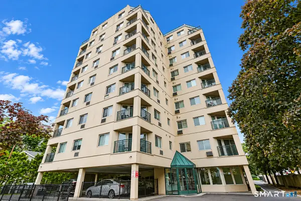 104 North Street #404, Stamford, CT 06902