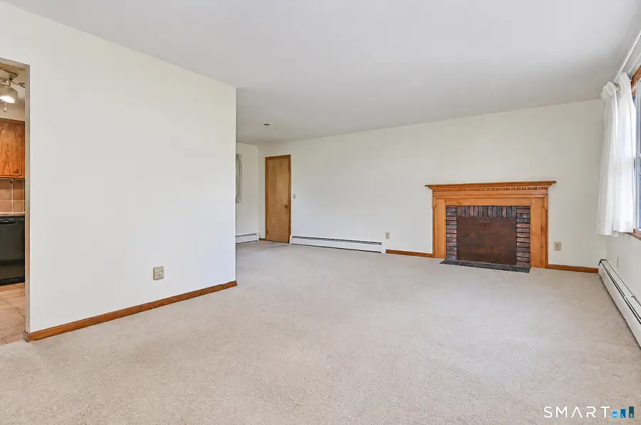 2 Madison Drive, Newtown, CT 06470 - #3