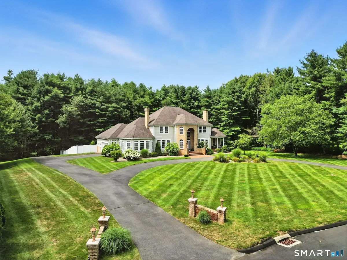 28 Royal Manor, Somers, CT 06071 - #1