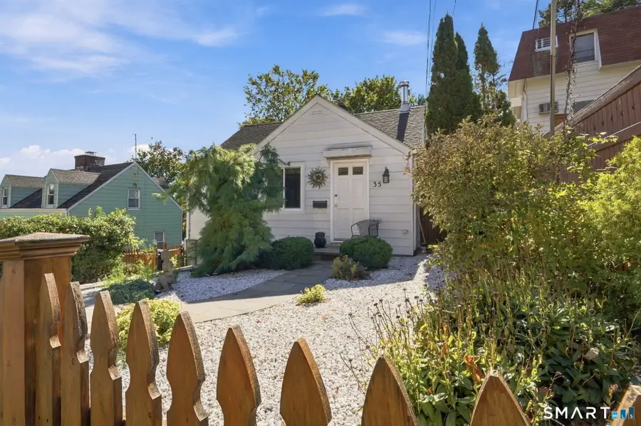 35 Holcomb Avenue, Stamford, CT 06906 - #3