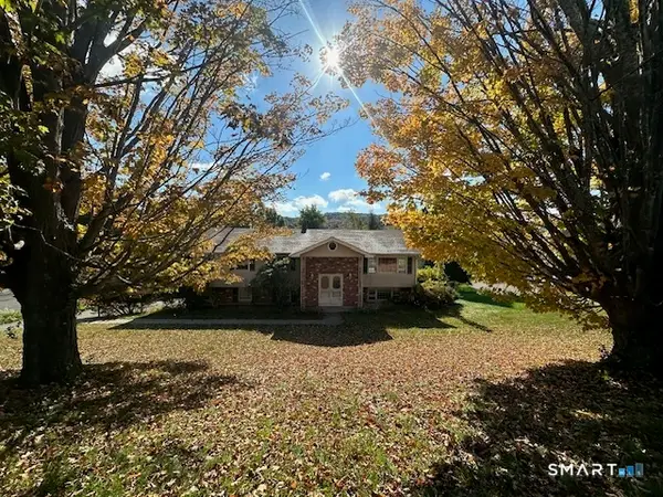 7 Cel Bret Drive, Danbury, CT 06810