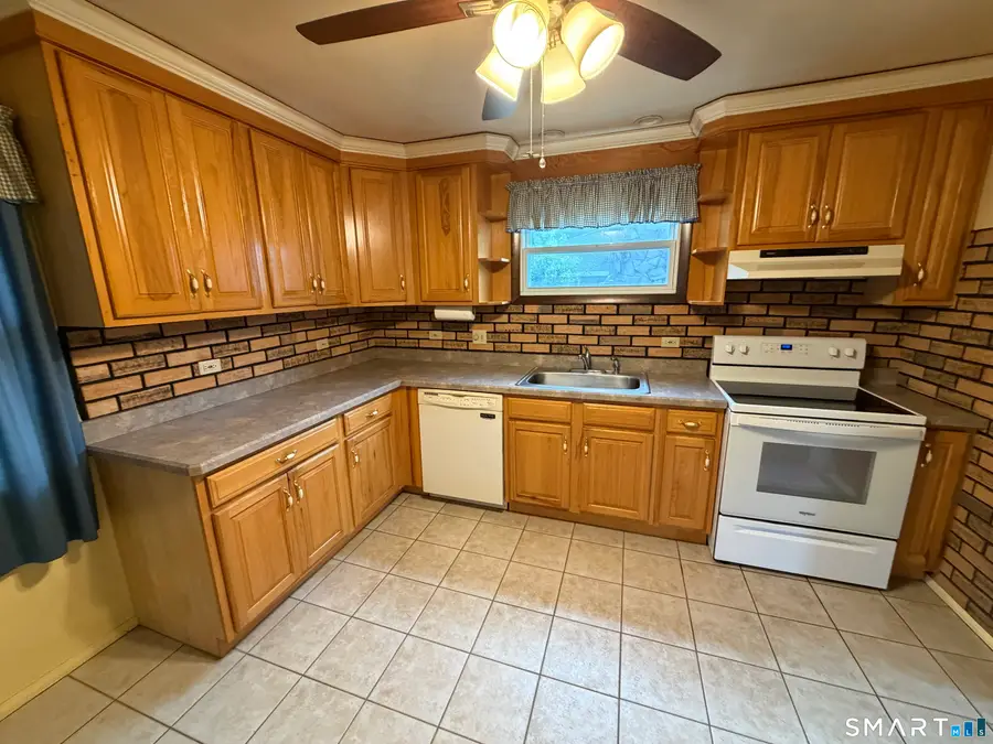 72 Hickory Road, Naugatuck, CT 06770 - #2
