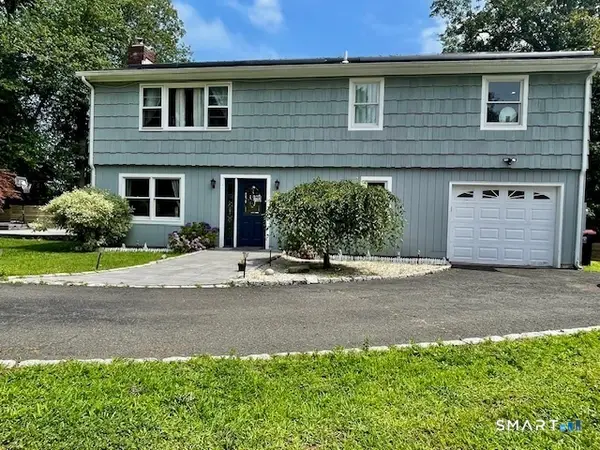 17 Kingsbury Road, Norwalk, CT 06851