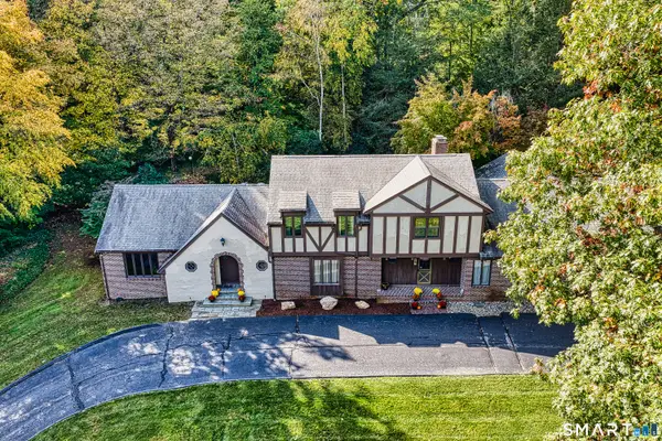 14 Tulip Tree Lane, Woodbridge, CT 06525