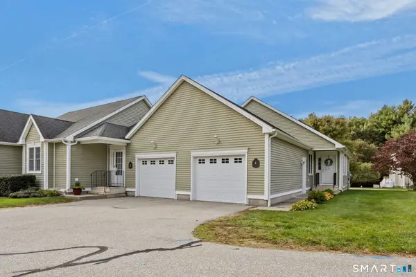 4 Mountain View Landing #4, Killingly, CT 06239