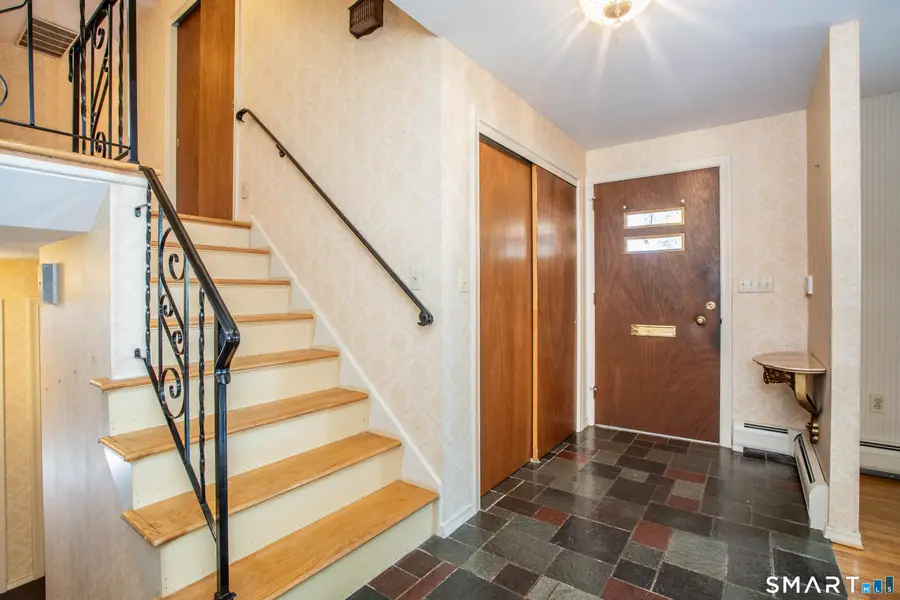 36 Osage Road, West Hartford, CT 06117 - #3