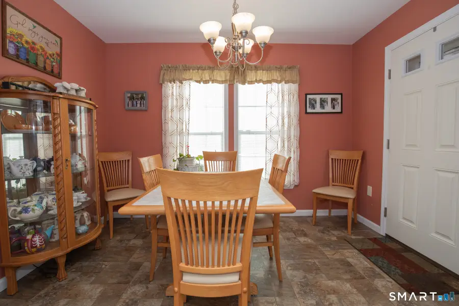 7 Loring Court, Wallingford, CT 06492 - #3