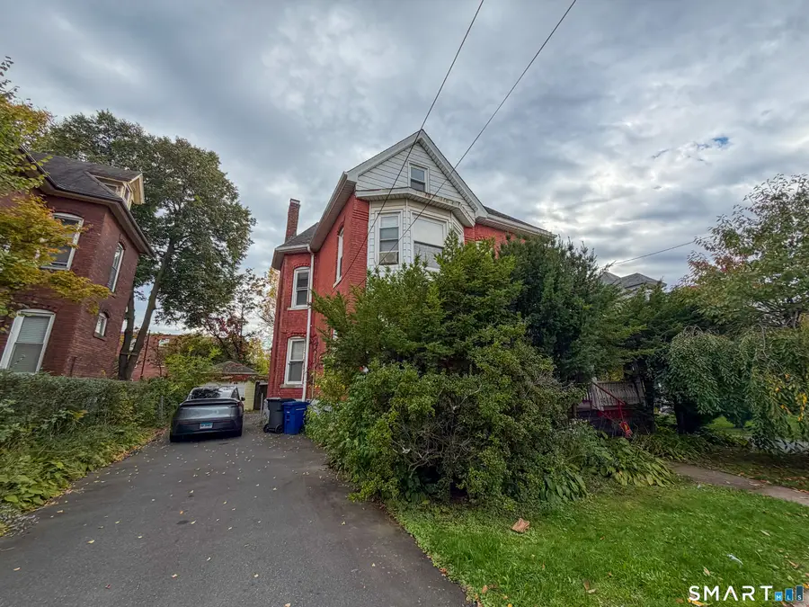 21 Annawan Street, Hartford, CT 06114 - #2