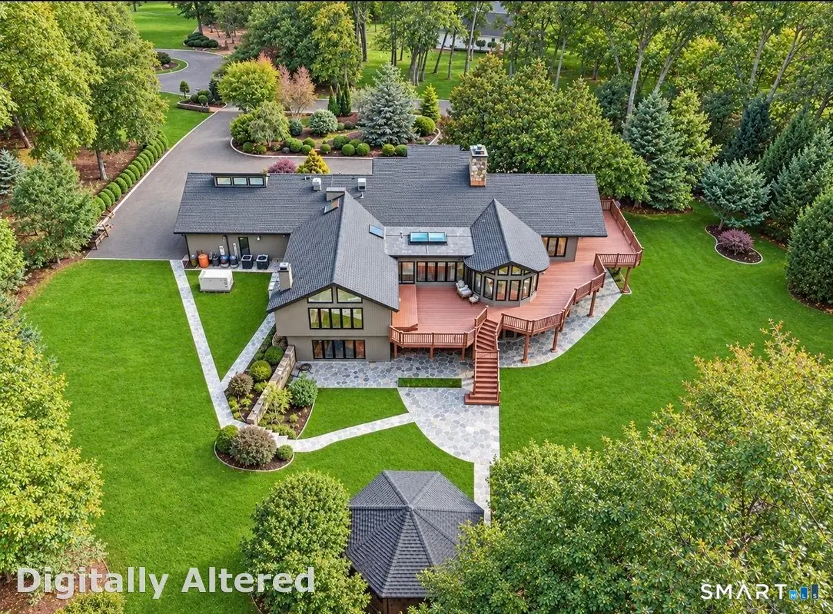 18 Merry Meet Circle, Fairfield, CT 06824 - #1