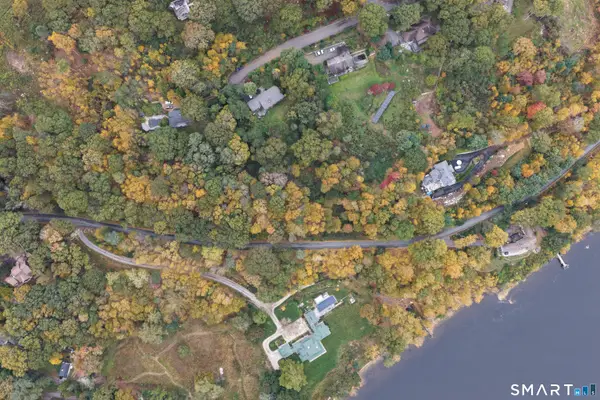 216 River Road, Deep River, CT 06417