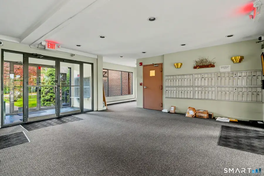 40 California Street #C11, Stratford, CT 06615 - #3