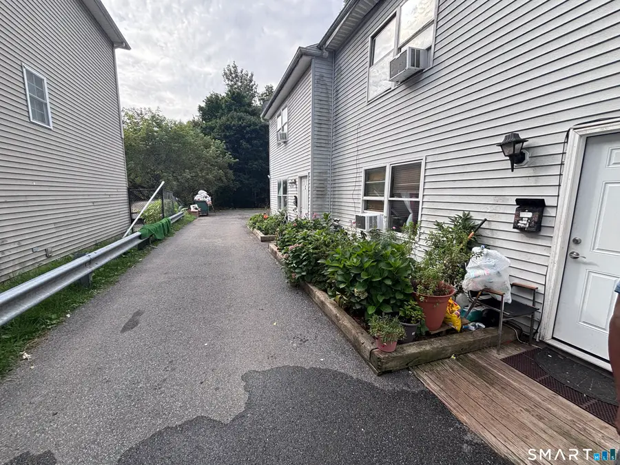 8 Peace Street, Danbury, CT 06810 - #2