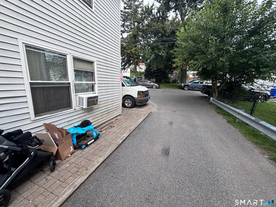 8 Peace Street, Danbury, CT 06810 - #3