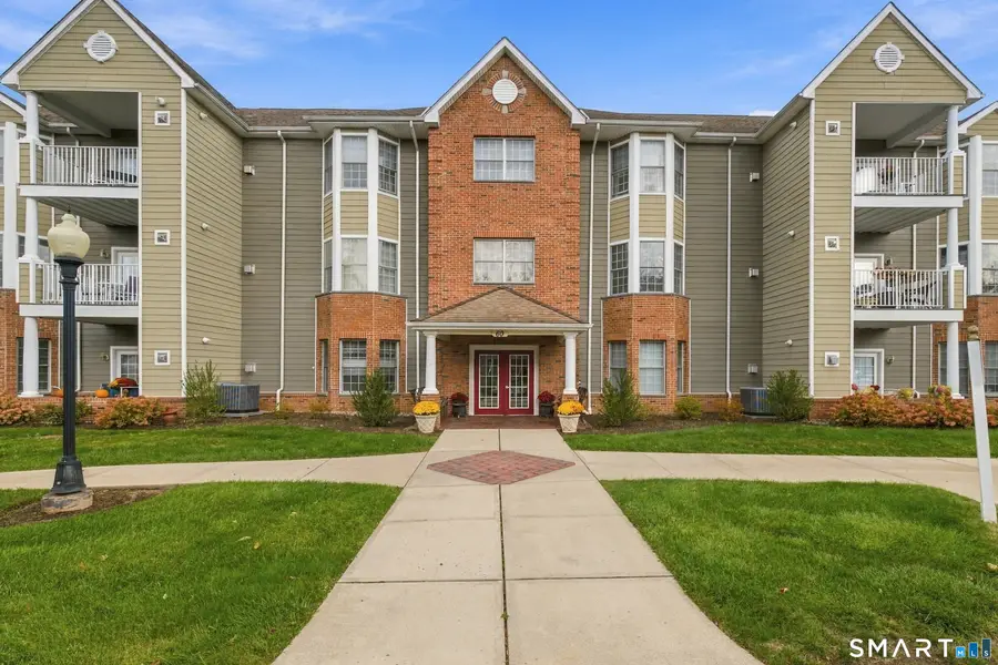 60 Cassandra Boulevard #203, West Hartford, CT 06107 - #3