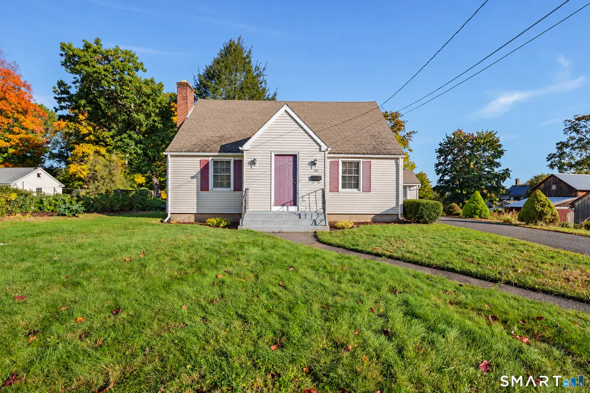 28 Lawndale Avenue, Bristol, CT 06010 - #1
