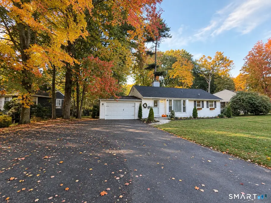 12 Walker Lane, Bloomfield, CT 06002 - #2
