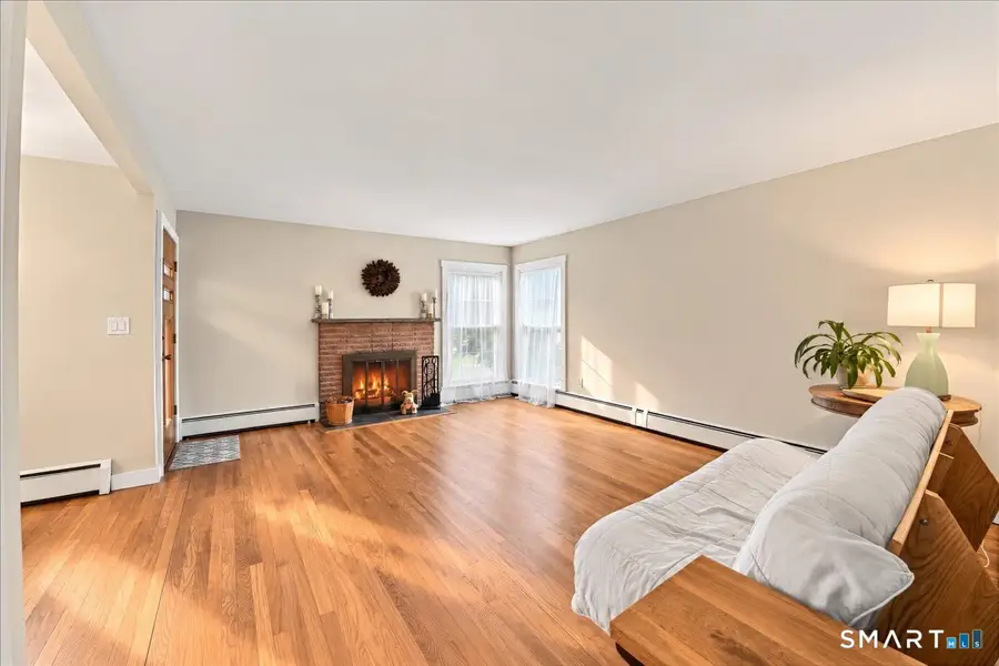 2 Benstone Street, Stamford, CT 06905 - #3