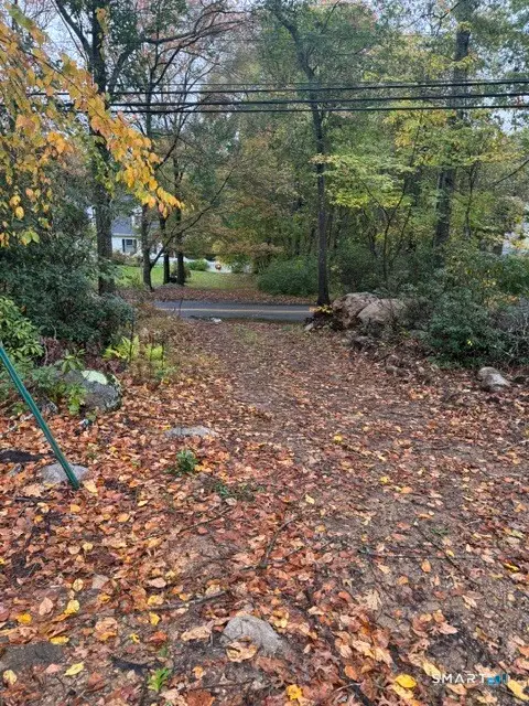 984 Vauxhall Street Extension, Waterford Town, CT 06375 - #2