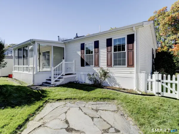 17 Bayberry Lane, East Windsor, CT 06088