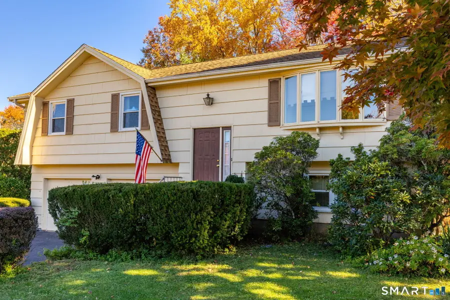 12 Nathan Hale Drive, Newington, CT 06111 - #3