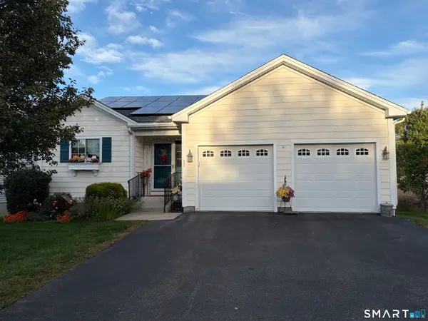 32 Autumn Lane #32, Middletown, CT 06457