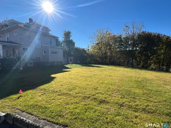 Gordon Street, Waterbury, CT 06710
